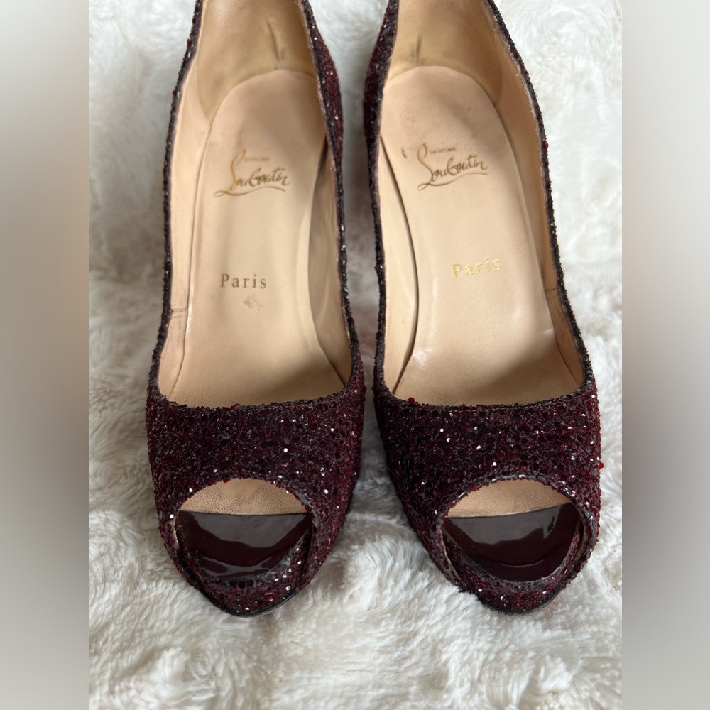 Christian Louboutin Very Prive 120 Burgundy Glitter Peep Toe Heels Size 38 US 8 - Picture 15 of 17